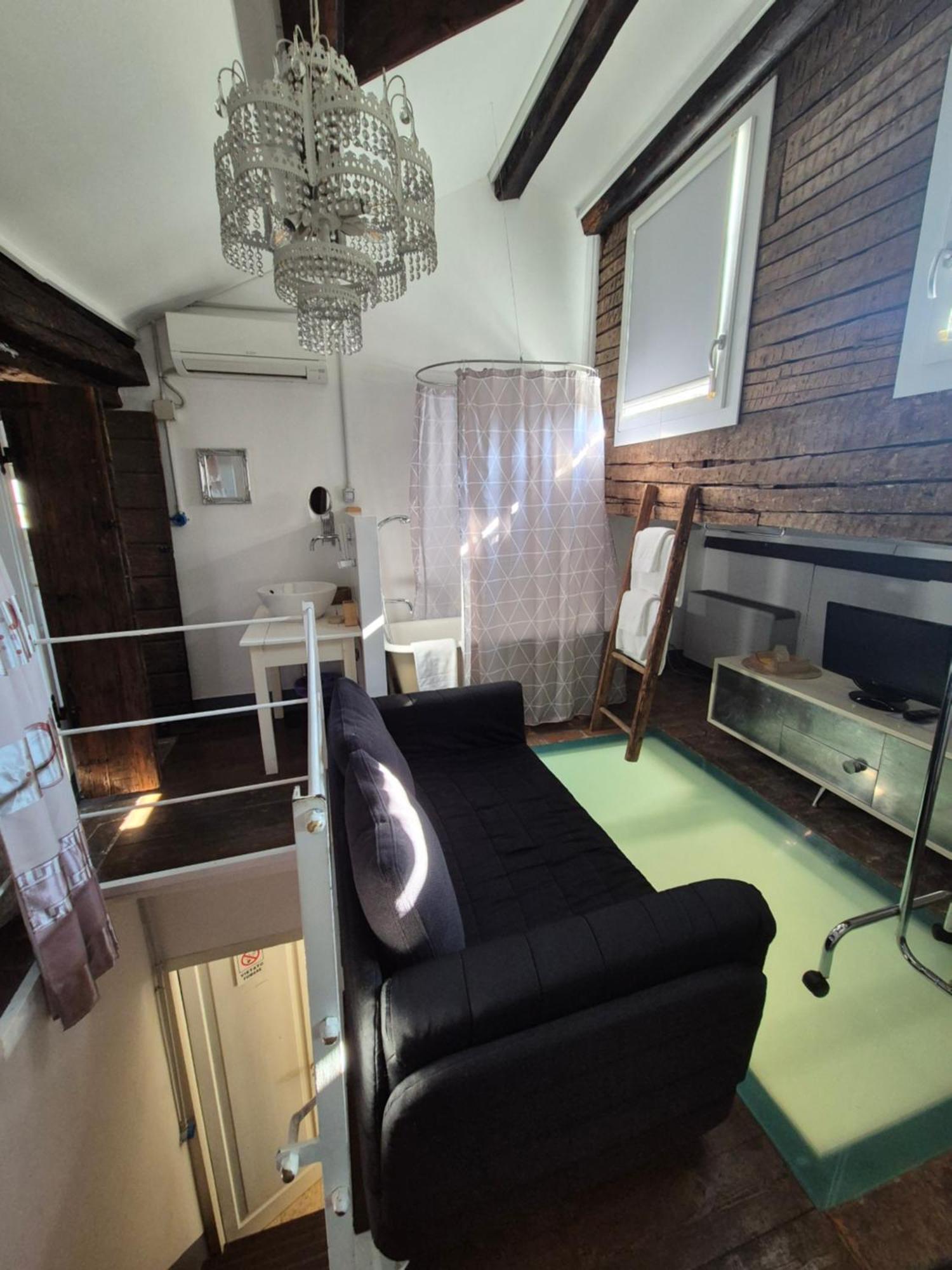 مبيت وإفطار تريفيزو 19 Borgo Cavour المظهر الخارجي الصورة